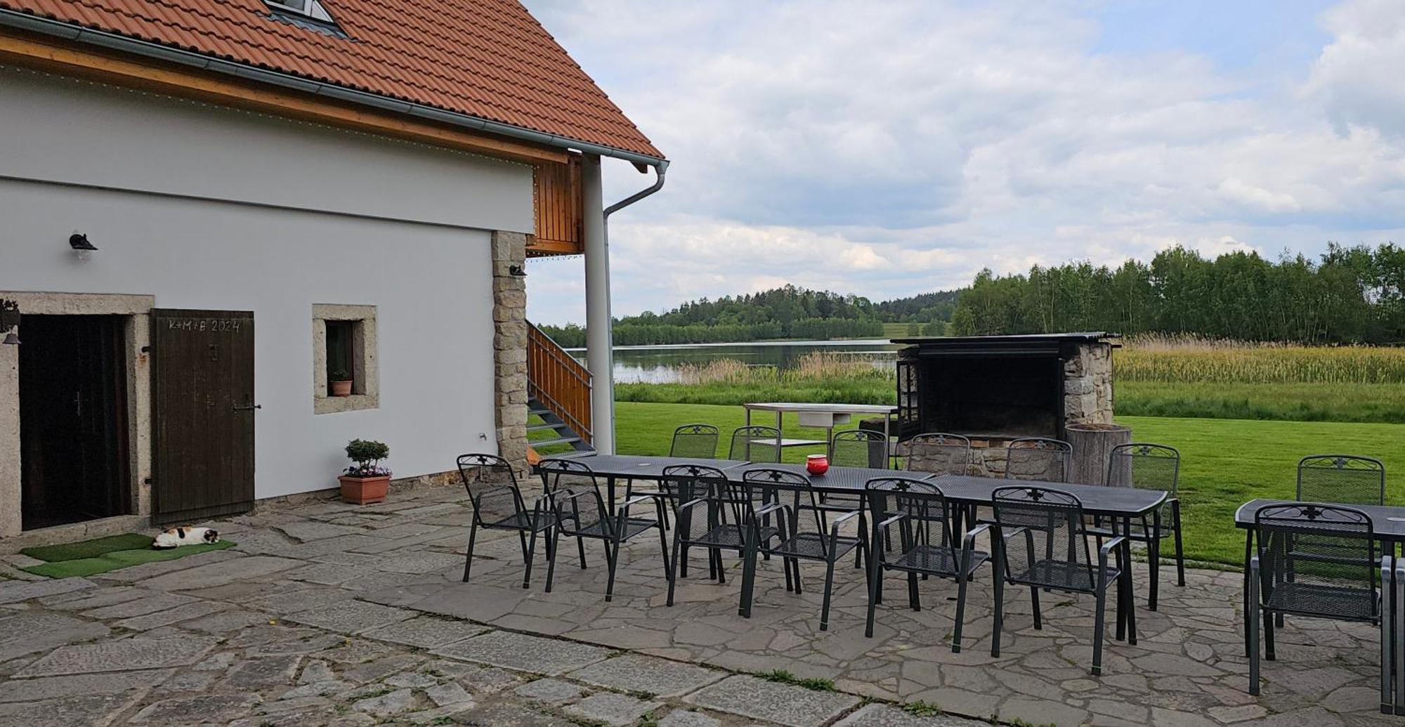 Ubytování u Knotků Nová Bystřice Esterno foto